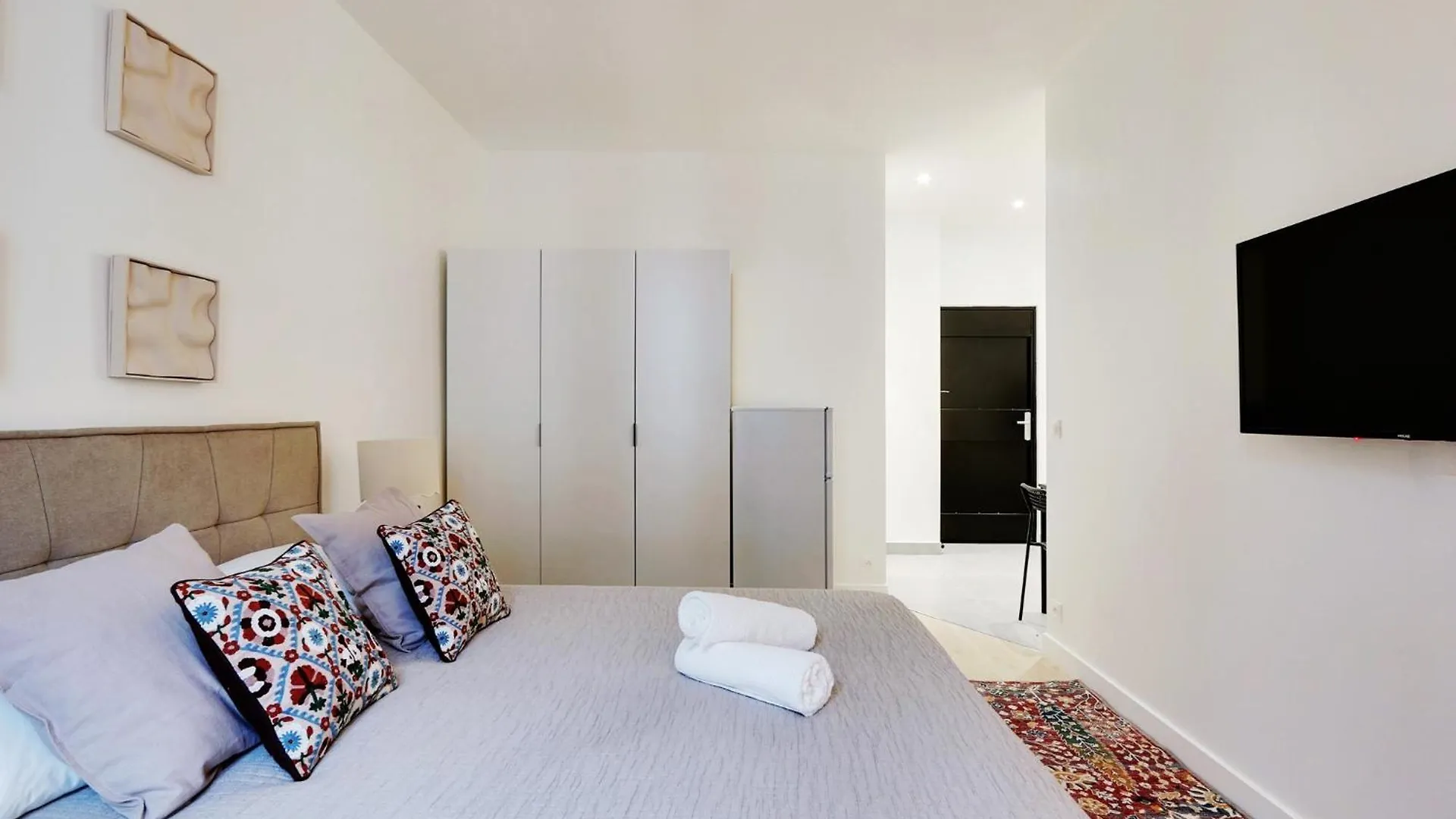Boutiques Apartments Paris